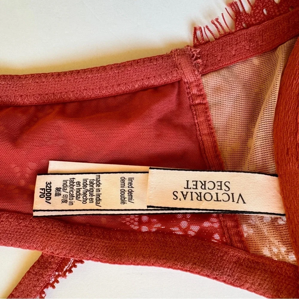 Victoria's Secret Bra Dream Angels Lined Demi Lace Racerback Front Closure 32DDD - Picture 4 of 14